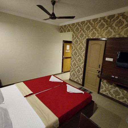 Vyavahar Lodge Udupi Kültér fotó