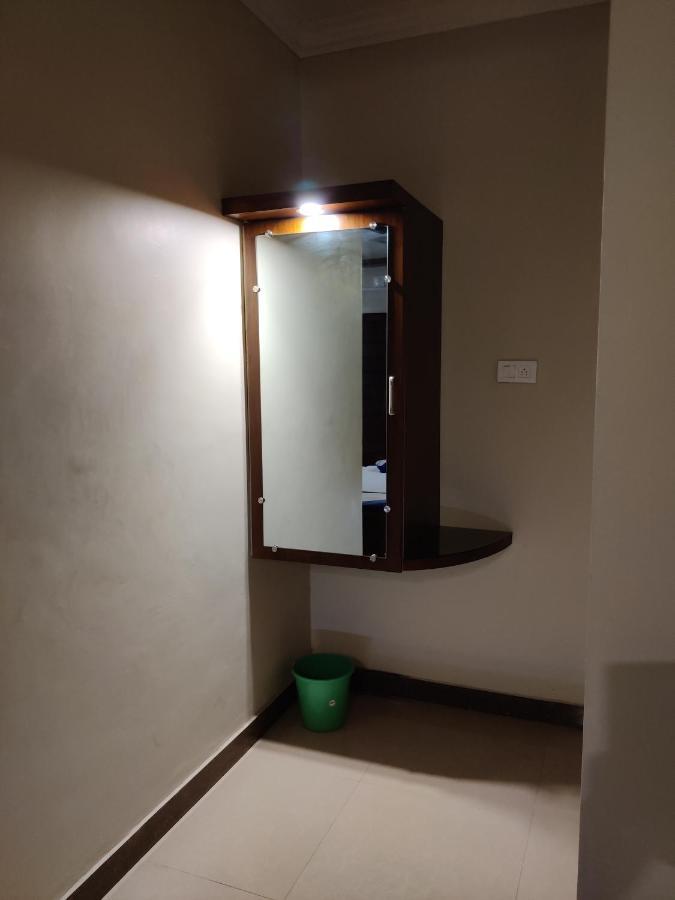 Vyavahar Lodge Udupi Kültér fotó